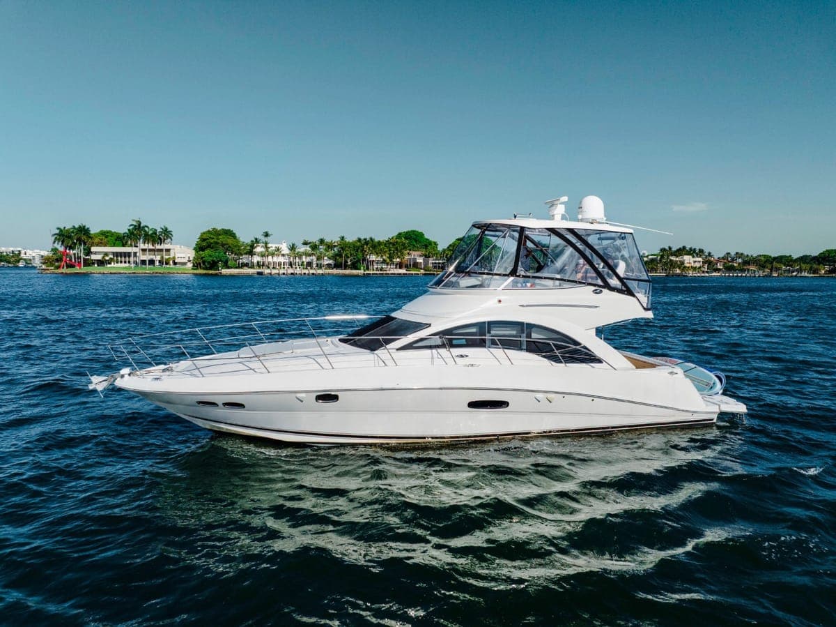 52' SeaRay flybridge